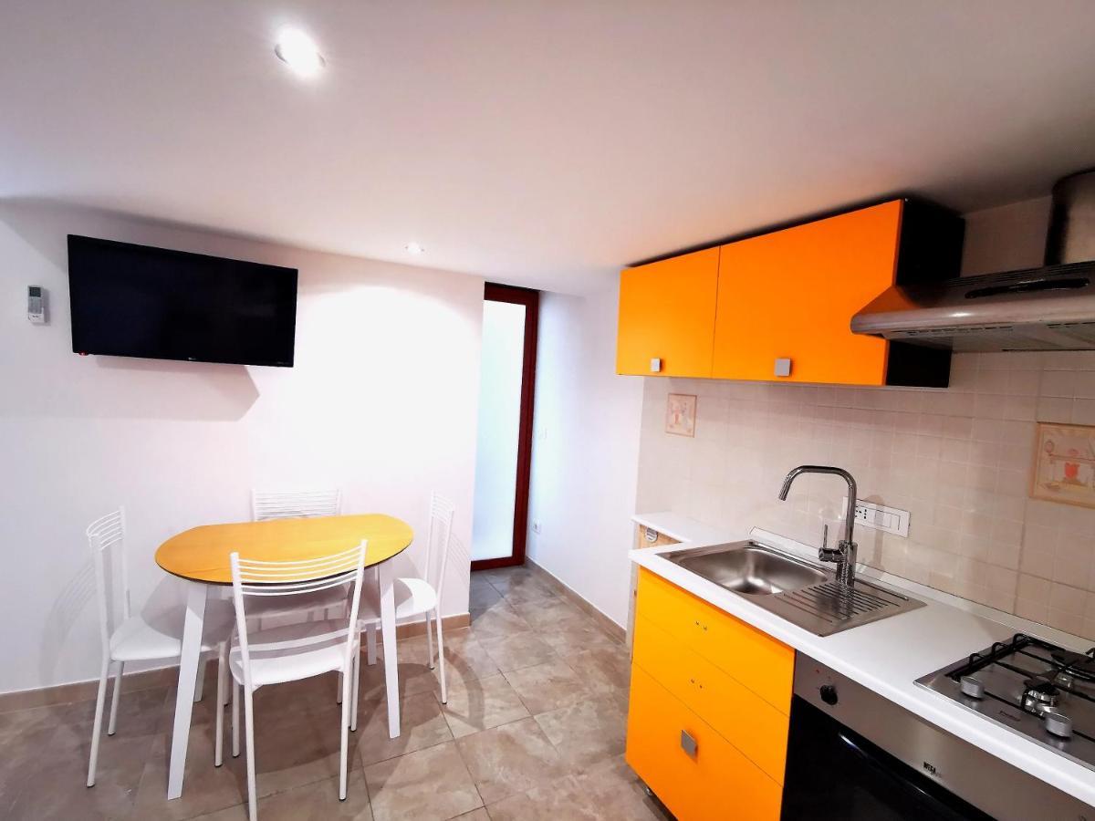 Guru House B&B Apartments Milazzo Exterior foto